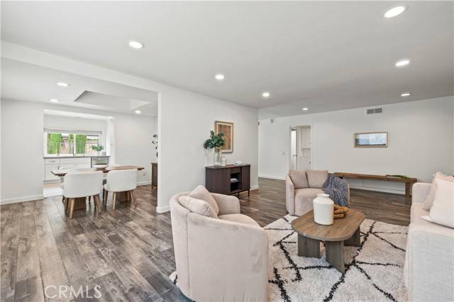 Tarzana, CA 91335,18220 Domino Street
