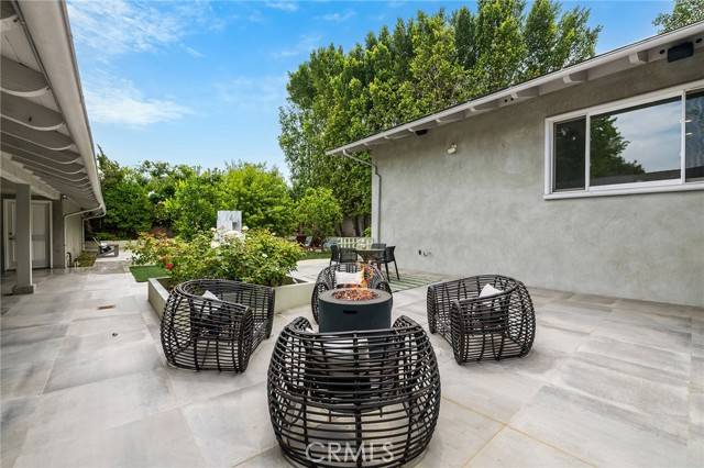 Encino, CA 91316,4820 Encino Terrace