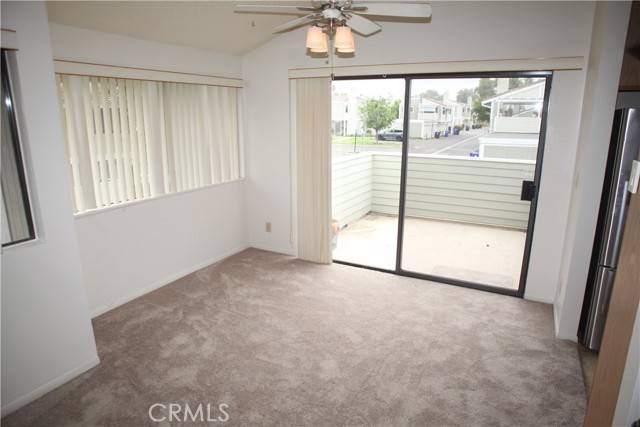 Canyon Country, CA 91351,27063 Crossglade Avenue #7