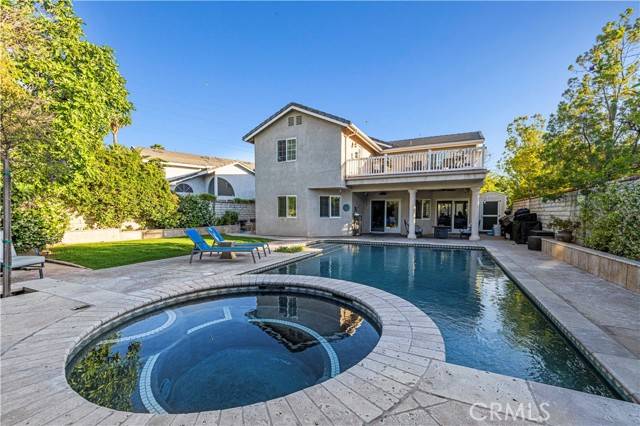 Saugus, CA 91390,28642 Apricot Place