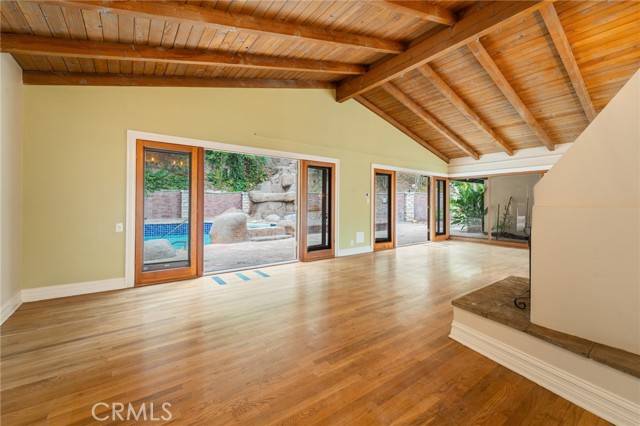 Tarzana, CA 91356,4901 Amigo Avenue