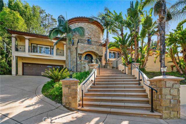 Tarzana, CA 91356,19554 Wells Drive