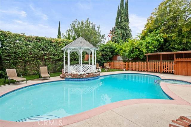 Winnetka, CA 91306,20028 Strathern Street