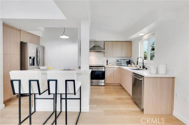 Encino, CA 91316,17201 Bullock Street