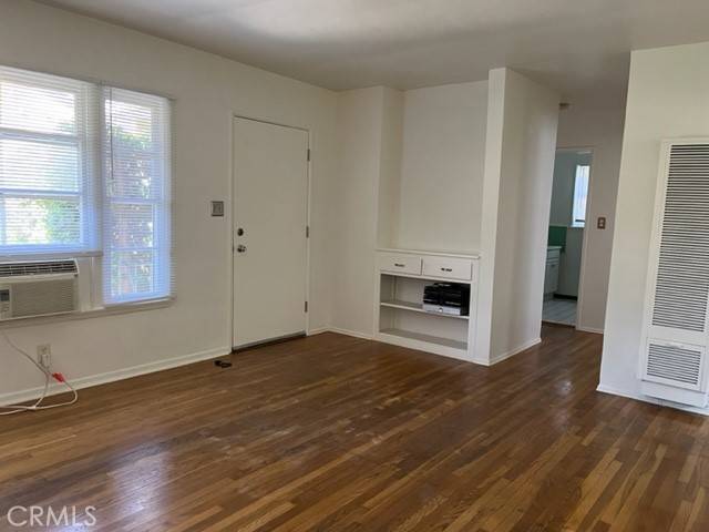 Toluca Lake, CA 91602,10856 Camarillo Street