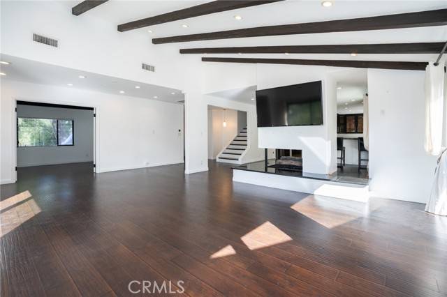 Woodland Hills, CA 91364,4376 Pampas Road