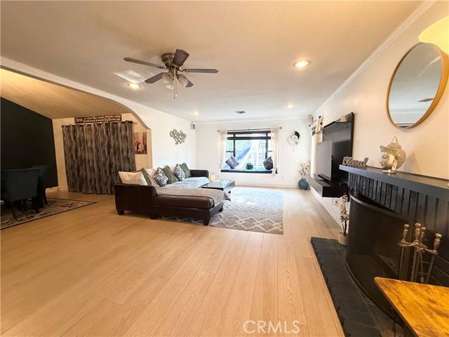 Valencia, CA 91355,25769 Miguel Court