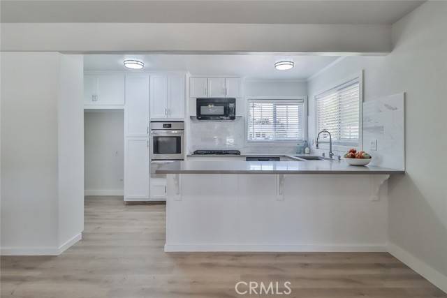 Simi Valley, CA 93063,3594 Hearst Drive