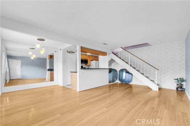 Azusa, CA 91702,1085 W Sierra Madre Avenue #3
