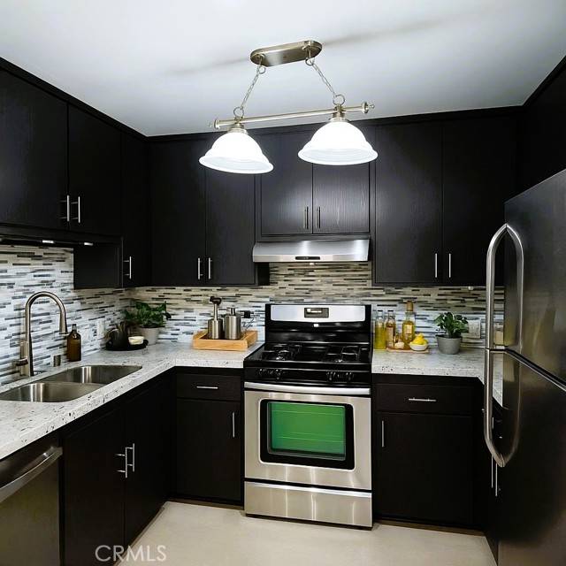 Studio City, CA 91604,12157 Moorpark Street #204