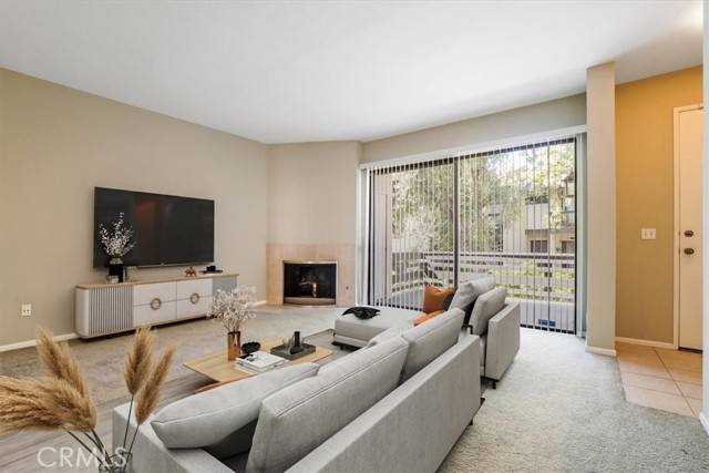 Woodland Hills, CA 91367,5711 Owensmouth Avenue #111