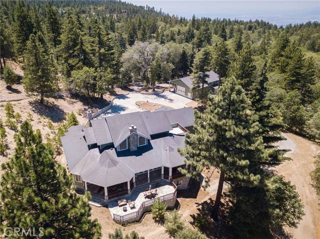 Running Springs, CA 92382,32557 Pine Cone Ct A&B