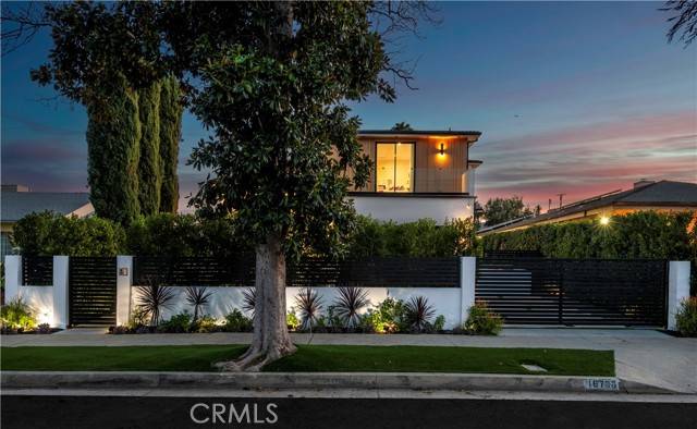 Encino, CA 91436,16706 Magnolia Boulevard
