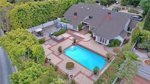 Encino, CA 91316,17437 Tarzana Street