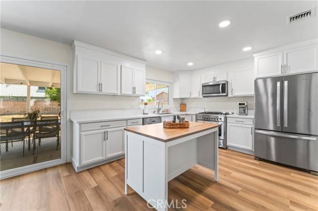 Simi Valley, CA 93063,1808 Fair Avenue