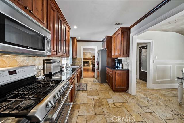 Palmdale, CA 93551,40903 17th Street