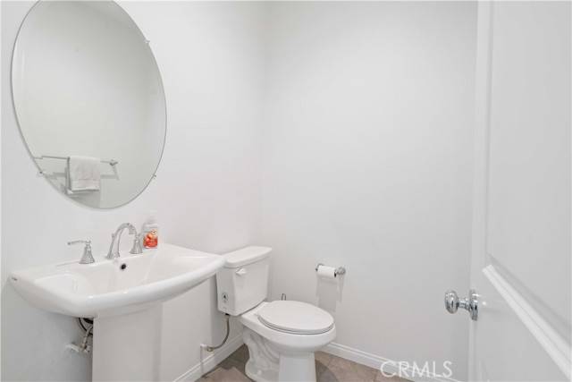 Fillmore, CA 93015,421 Azalea Street