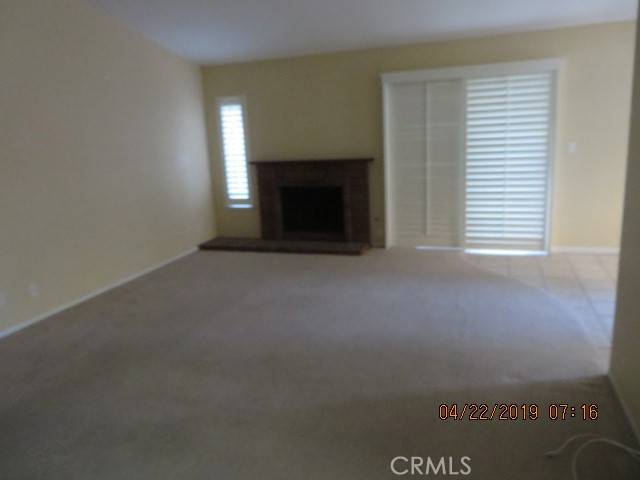 Valencia, CA 91355,23602 Mesa Court