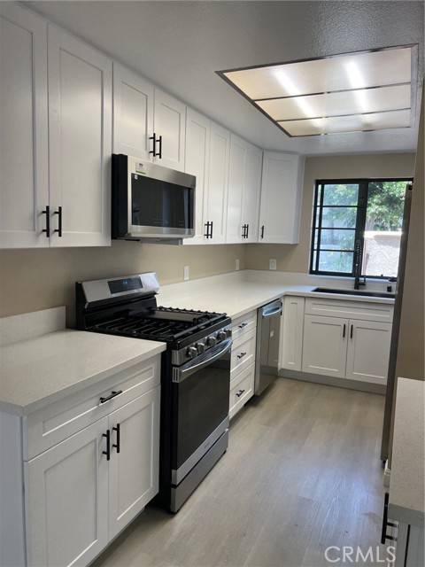 Camarillo, CA 93010,1104 Via Montoya