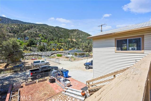 Frazier Park, CA 93225,4111 Grant Trail