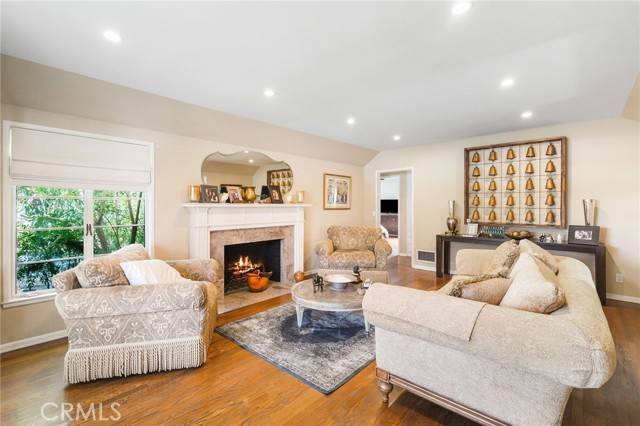 Sherman Oaks, CA 91401,14060 Chandler Boulevard