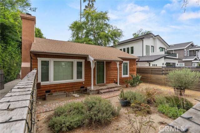 Sherman Oaks, CA 91403,4514 Cedros Avenue