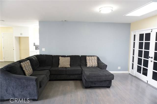Mission Hills (san Fernando), CA 91345,10109 Noble Avenue