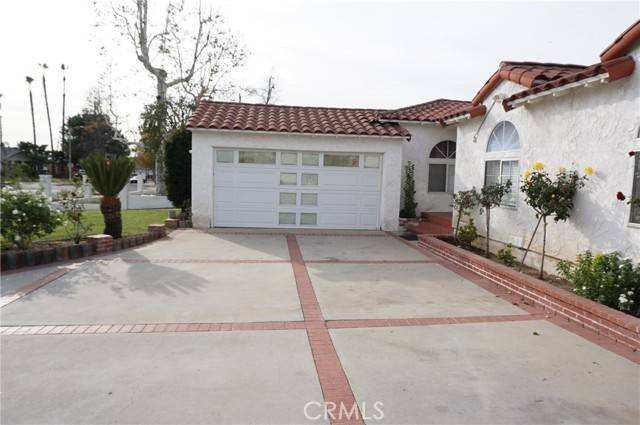 Mission Hills (san Fernando), CA 91345,10109 Noble Avenue