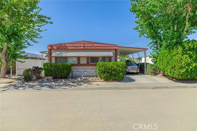 Lancaster, CA 93535,2550 E Avenue I #94