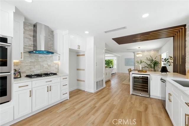 Valley Glen, CA 91401,6119 Longridge Avenue