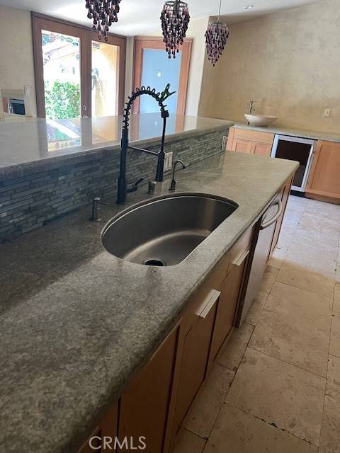 Van Nuys, CA 91405,14720 Valerio