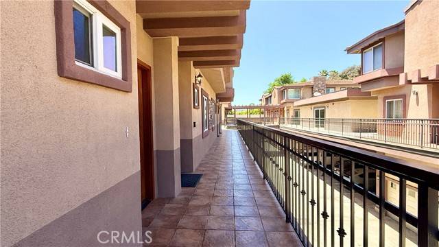 Agoura Hills, CA 91301,5241 Colodny Drive #403