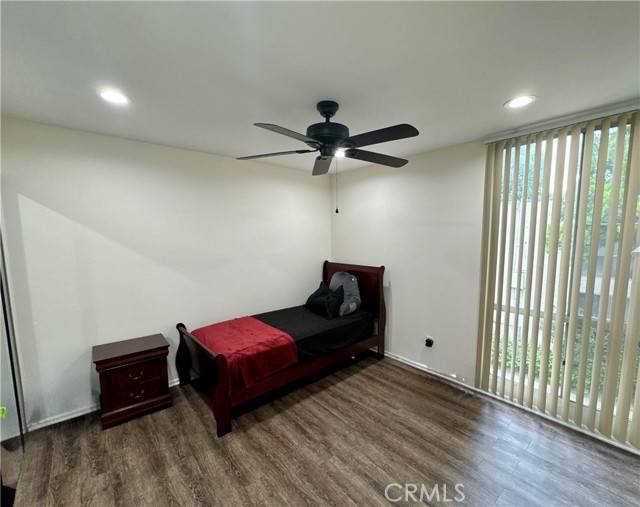 Canoga Park, CA 91304,8601 International Avenue #271