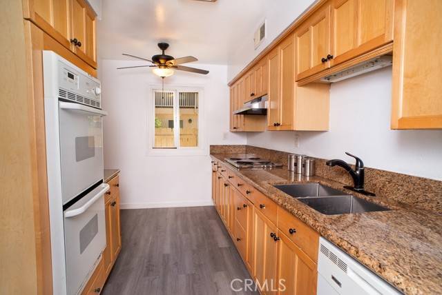 Reseda, CA 91335,8131 Canby Avenue #5