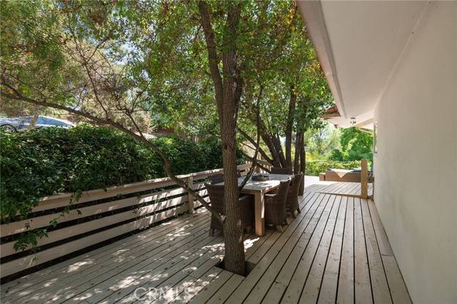 Topanga, CA 90290,1733 Arteique Rd