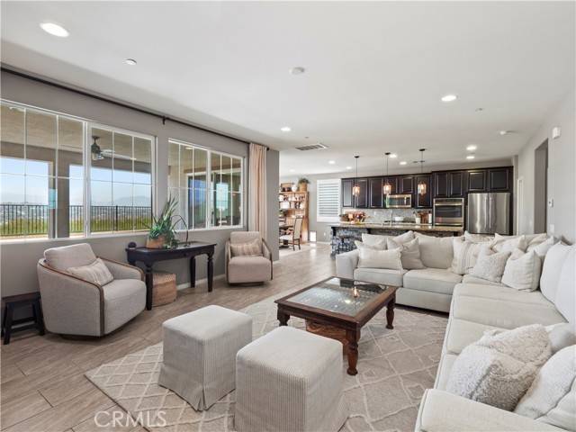Valencia, CA 91354,28826 N West Hills Drive