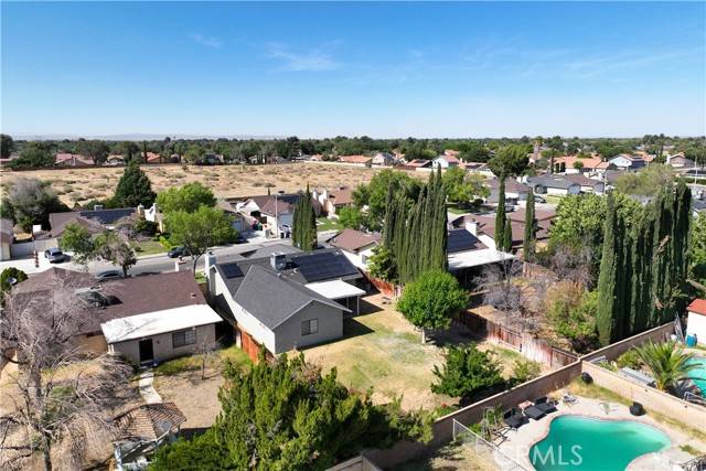 Lancaster, CA 93535,514 E Avenue J9
