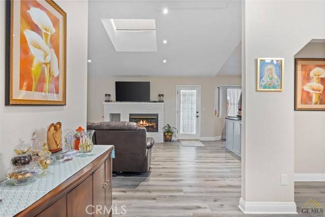 Bakersfield, CA 93311,3105 Whisper Oak Way