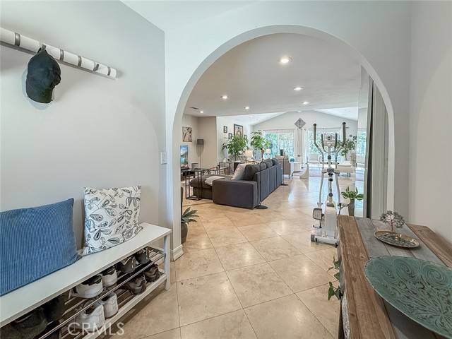 Woodland Hills, CA 91367,24017 Sylvan Street