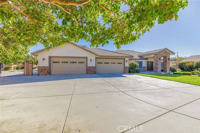 Lancaster, CA 93536,2534 Desert Rose Drive