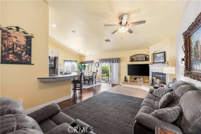 Lancaster, CA 93536,2039 W Avenue J7