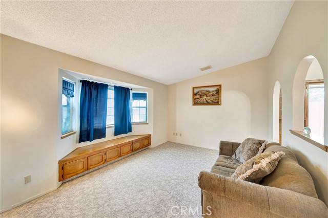 Ridgecrest, CA 93555,729 N Sunland Drive