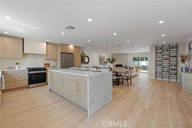 North Hills, CA 91343,8840 Valjean Avenue