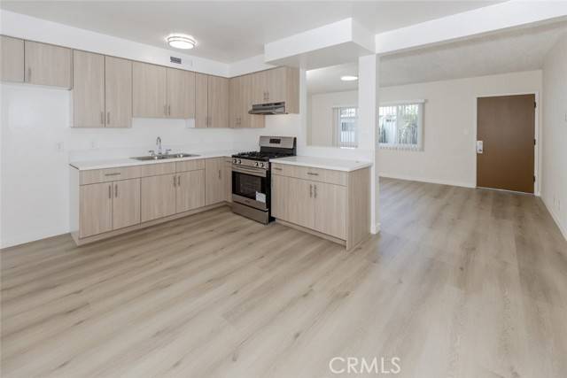 North Hollywood, CA 91605,7143 Bellaire Avenue #3