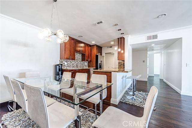 Encino, CA 91316,5454 Zelzah Avenue #314