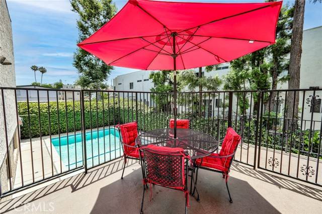 Studio City, CA 91602,11100 Acama Street #16