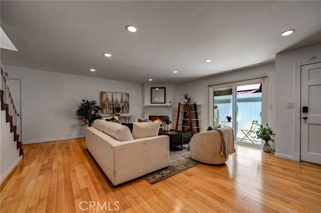 Studio City, CA 91602,11100 Acama Street #16