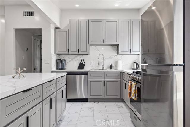 Valley Glen, CA 91401,6535 Mary Ellen Avenue