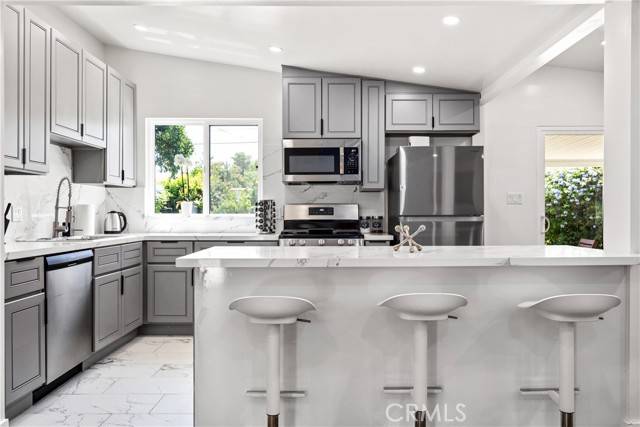 Valley Glen, CA 91401,6535 Mary Ellen Avenue