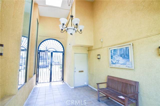 Burbank, CA 91504,1620 N San Fernando Boulevard #13